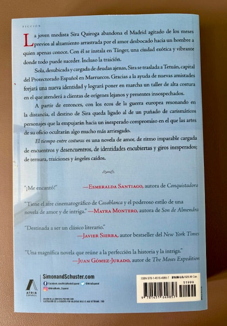 El tiempo entre costuras